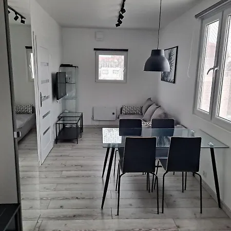 Radosna Zatoka - Nowe Domki, Kazdy Z Wlasnym Ogrodzeniem *