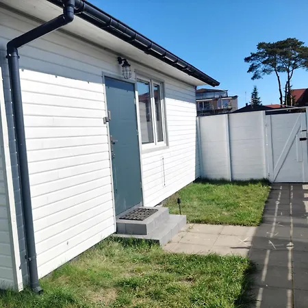 Radosna Zatoka - Z Ogrodzeniem Campingplads